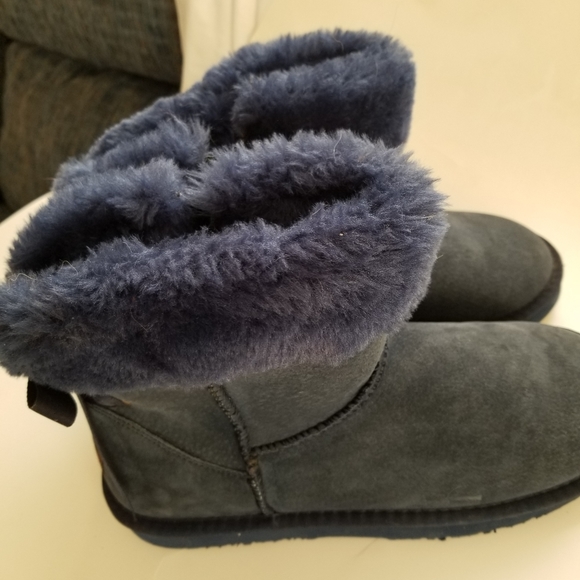 Boots - Picture 2 of 4